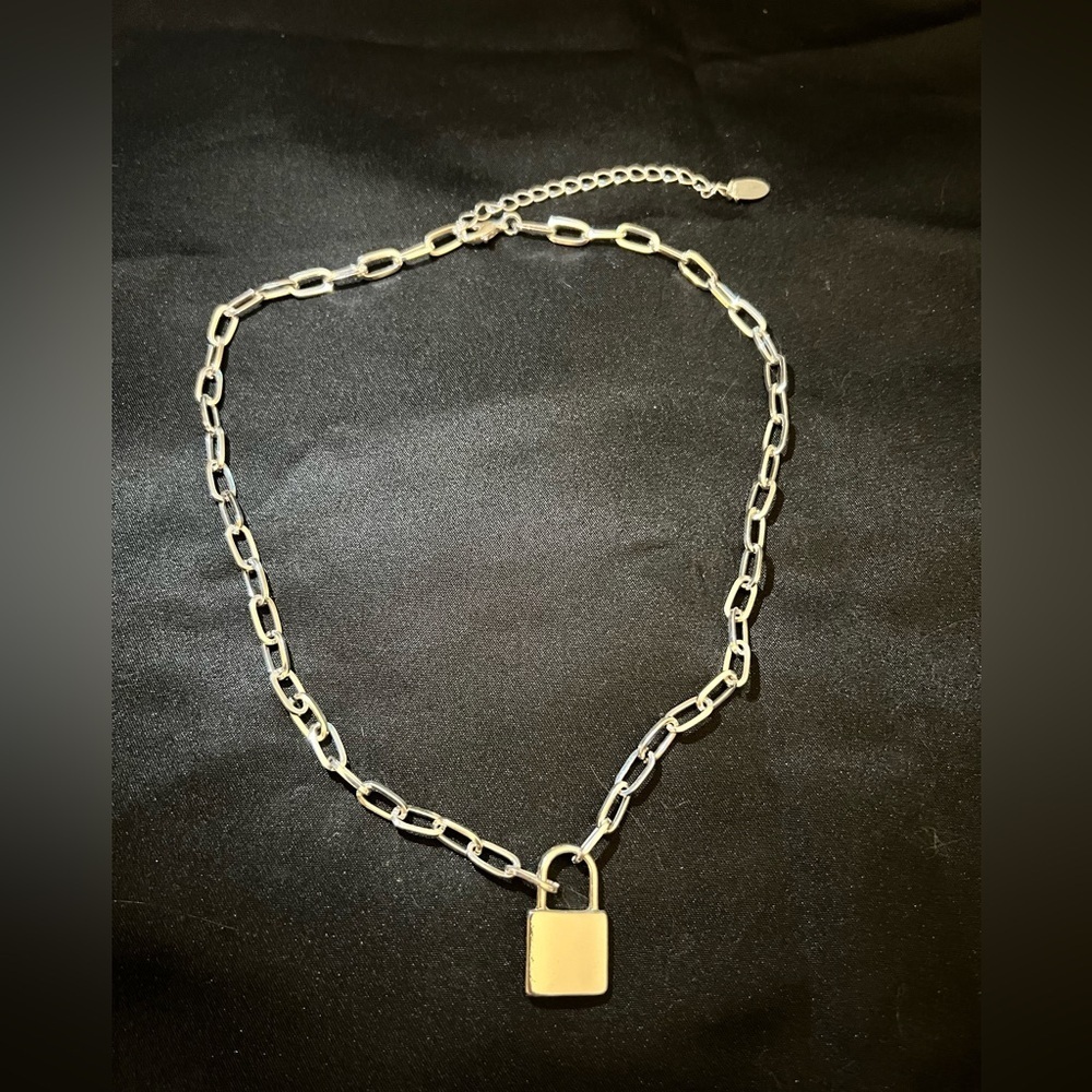 Claires 15 Inch Plus Extender Silver Tone Chain Lock Pendant
